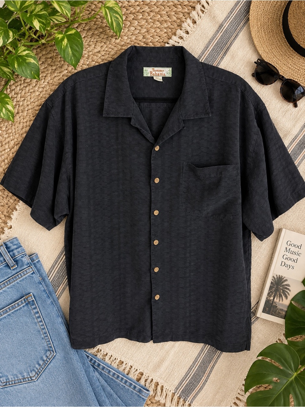 Tommy Bahama Vintage 100% Silk Black Textured Button Up Camp Shirt XL